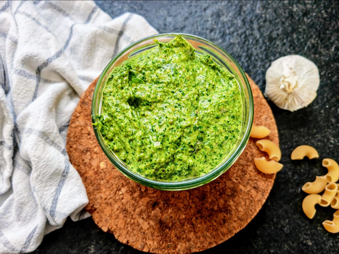 Pasta mit Spinatpesto selber machen - ganz einfach und vegan! - Cappotella